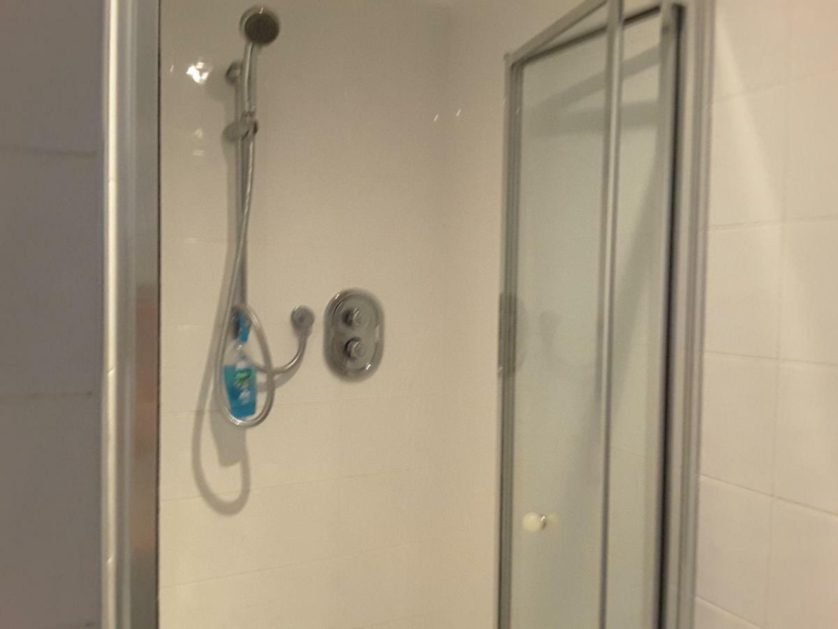 Fabulous Double ensuite room in Sefton Park Lark Lane Liverpool Buitenkant foto
